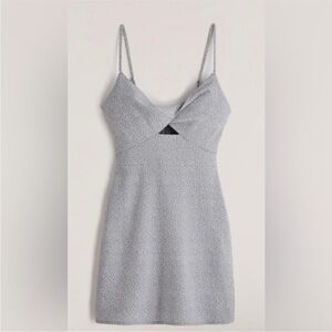 Stretchy, flirty Abercrombie dress with cut out in front